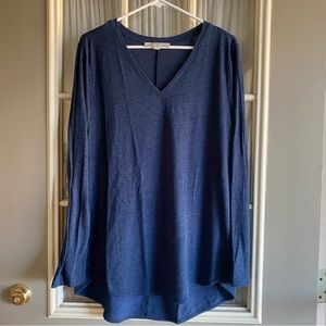 Loft Heather navy long sleeve Vneck top